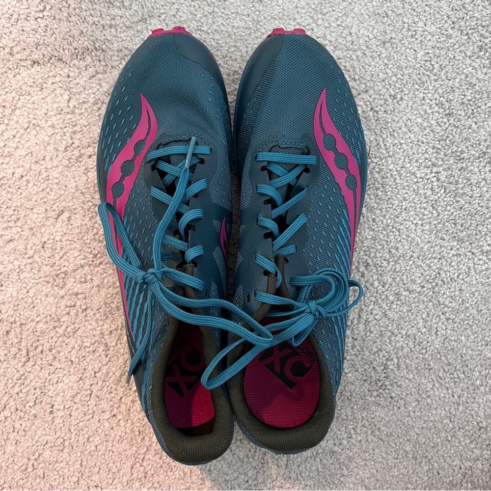 Saucony Spikes
